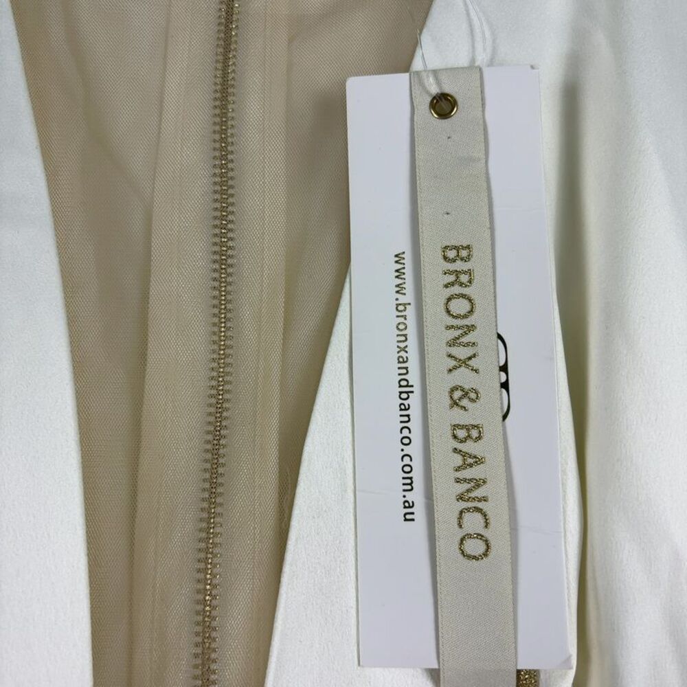 Bronx and Banco Fiona High-Low A-Line Lace Gown/Dress - Picture 3 of 4